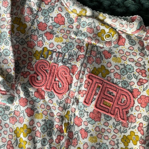 Carter’s newborn girls sleep bundle - Picture 4 of 4